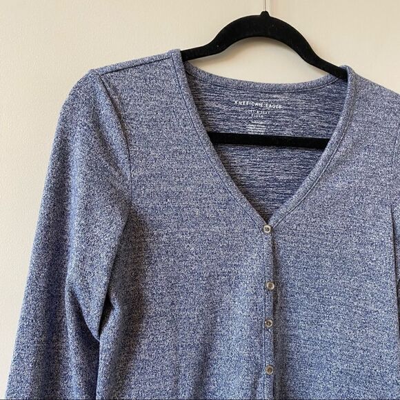 American Eagle Cardigan - Picture 4 of 9